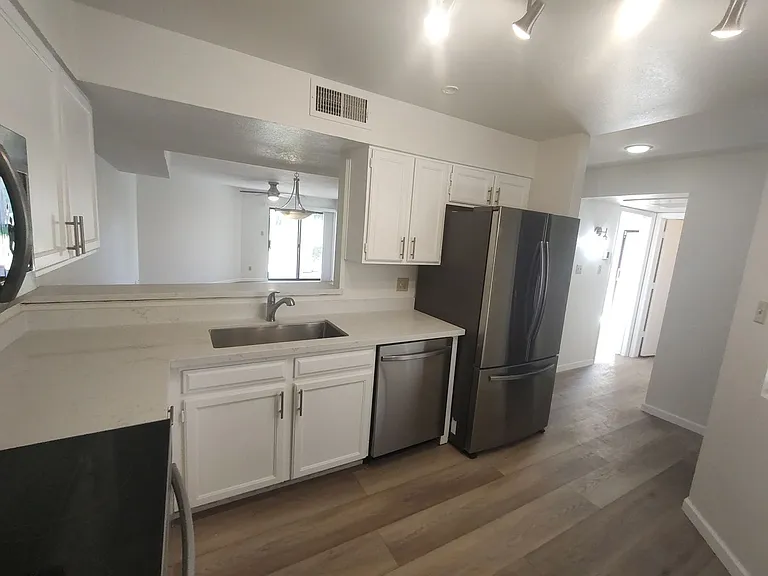 9345 N 92nd St #107 — Photo 3