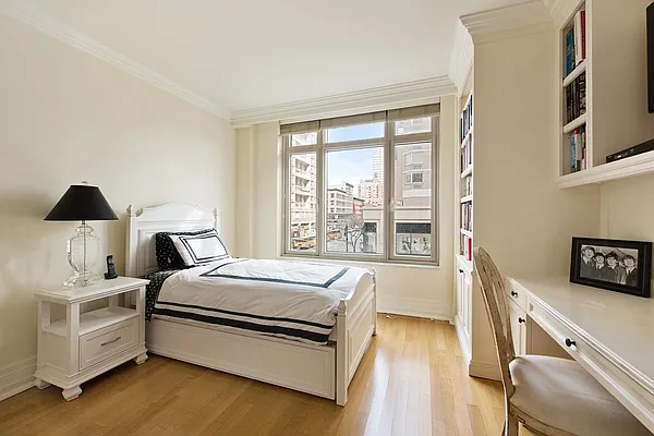 Sold by Corcoran | media 14