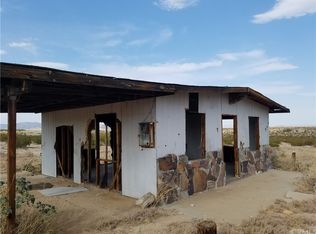 1235 Decker Rd, Twentynine Palms, CA 92277