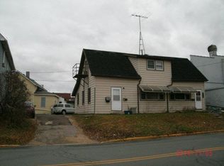 115 1/2 Main St W, Menomonie, WI 54751