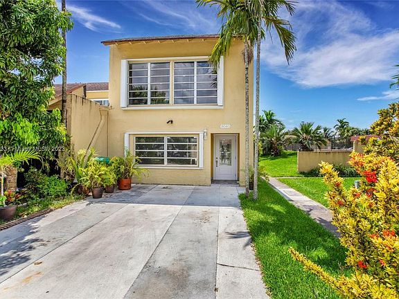 3rd image of 8040 SW 103rd Ave