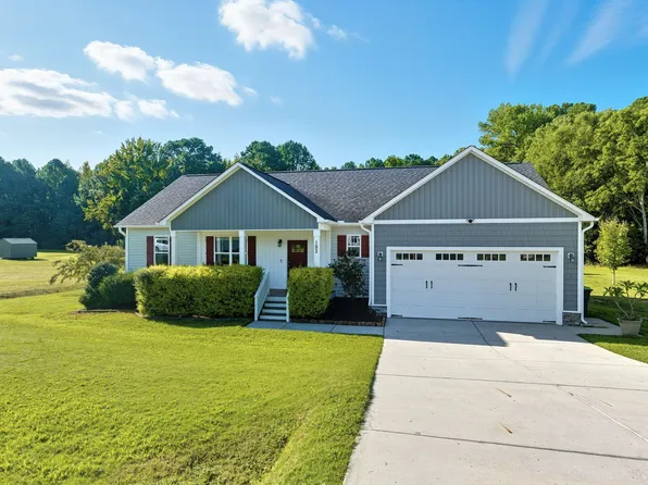 193 Fender Dr, Zebulon, NC 27597