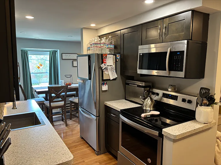 2600 Elmwood Ave #8 — Photo 7