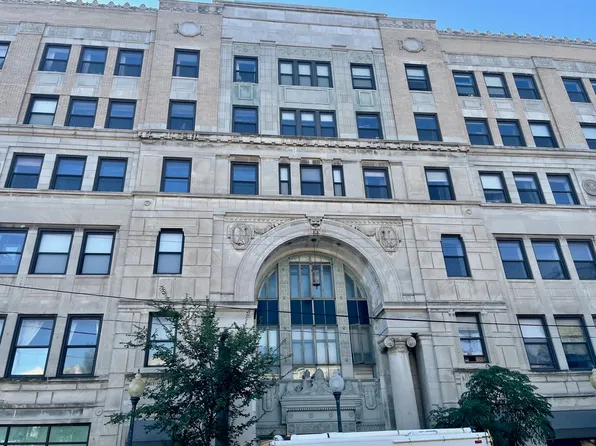 3150 N Sheffield Ave APT 612, Chicago, IL 60657