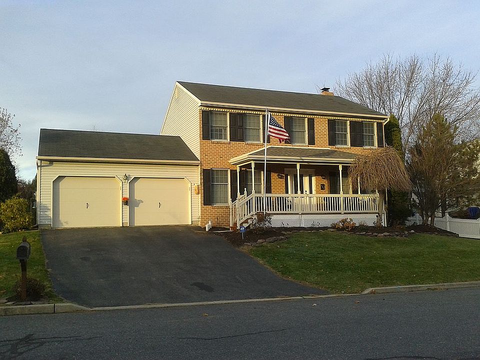 1st image of 181 Tewksbury Ct