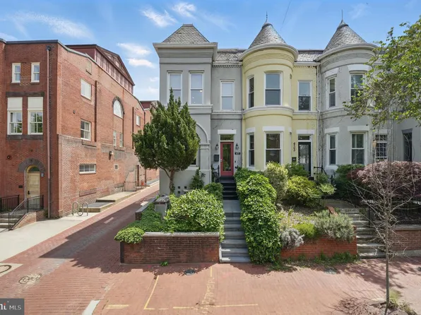 425 9th St NE, Washington, DC 20002