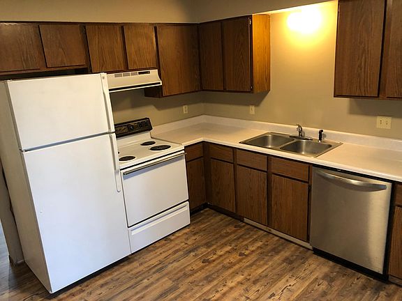 5th image of 1316 Sackett Ave APT 20