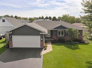 2812 Campbell St, Joliet, IL 60435