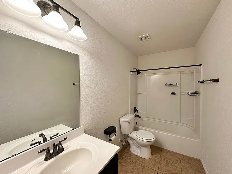5304 Capricorn Loop — Photo 32