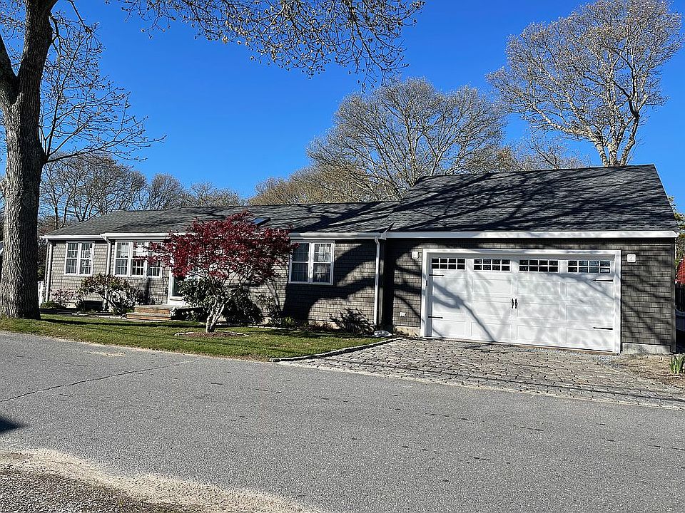 2nd image of 52 Nanumett St
