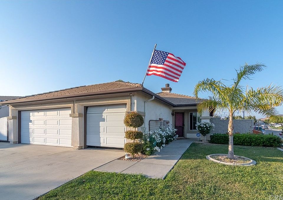 1st image of 31566 Willow Cir