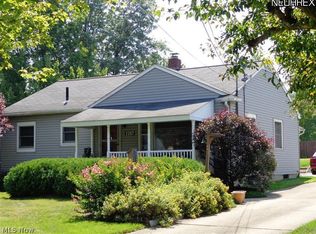 2207 Clearview Ave NW, Warren, OH
