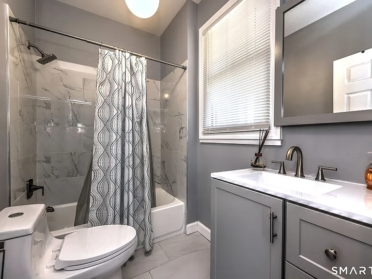 90 N Turnpike Rd #1 — Photo 24