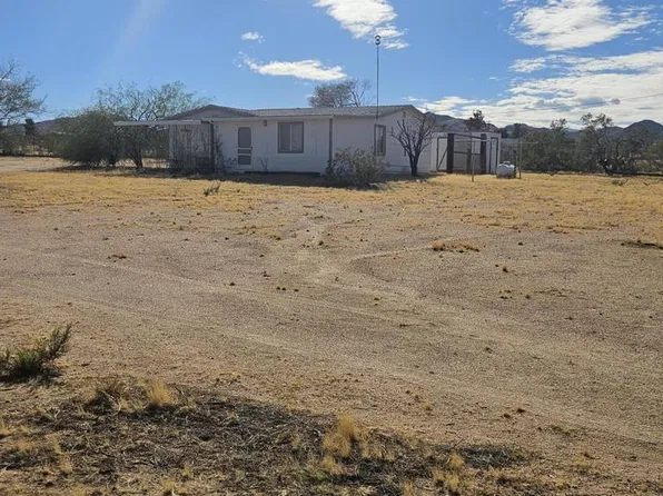 56625 Valley View Rd, Landers, CA 92285