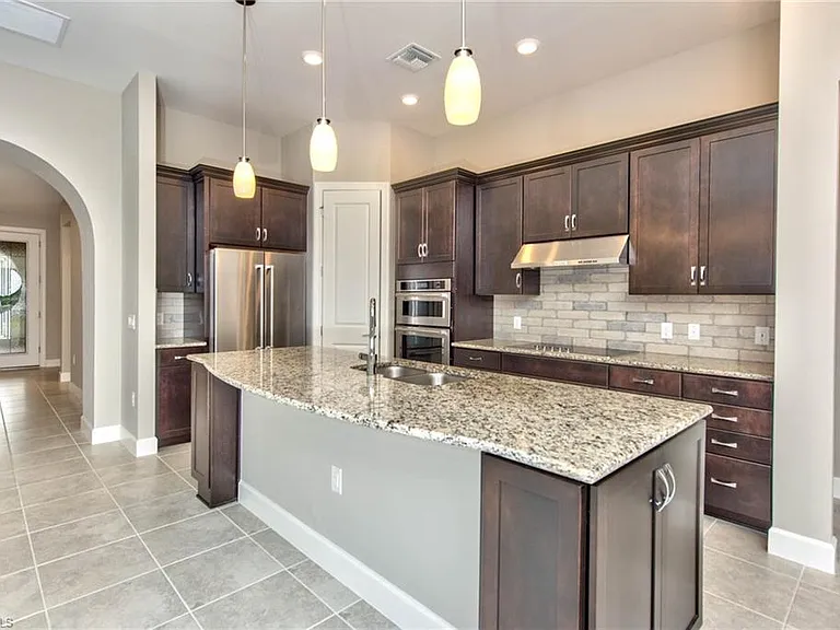 14223 Wild Timber Ct — Photo 12