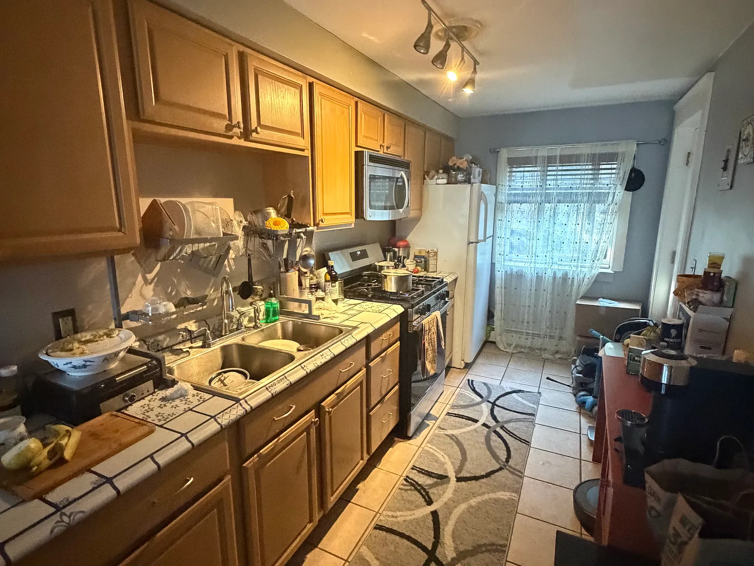 2 bed, $2,700 — Photo 2