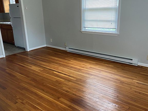 5th image of 1606 17th Ave S APT 3