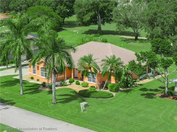972 Village Green Dr, Avon Park, FL 33825