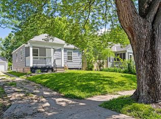 1326 E 79th St, Kansas City, MO 64131