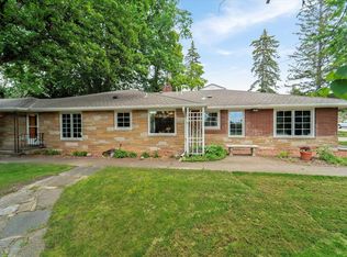 2405 Pascal St, Saint Paul, MN 55113