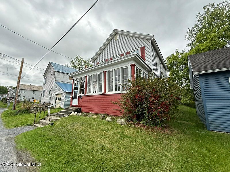 2nd image of 18 Carey Avenue