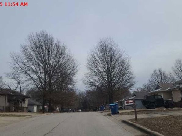 1401 W Daniels St, Ozark, MO 65721