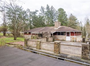 11457 Wagner Dr, North Huntingdon, PA 15642