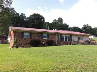 2091 Moccasin Valley Rd, Lebanon, VA 24266