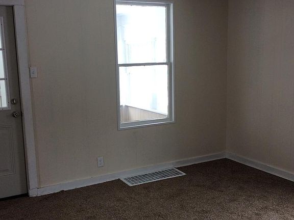 4th image of 1527 Flake St