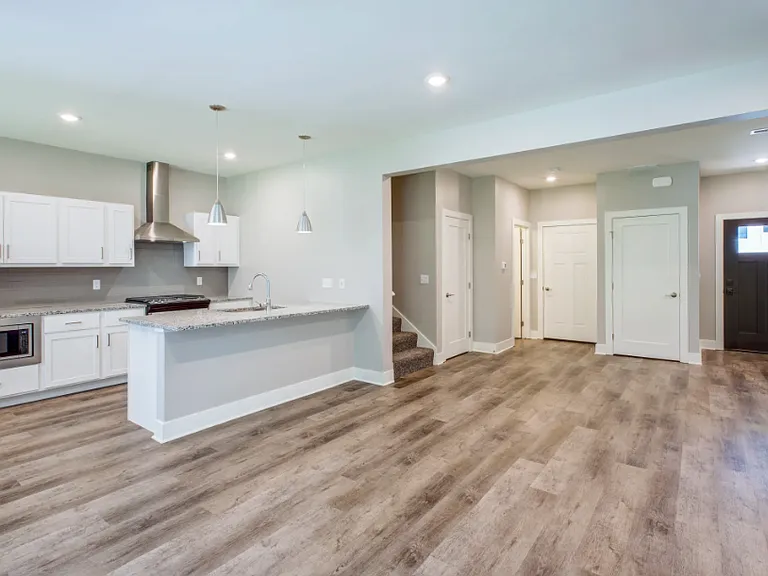 Evergreen Townhomes — Photo 33