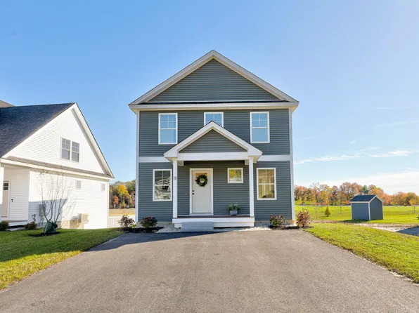 18 Feldspar Lane #25, Cumberland, ME 04021