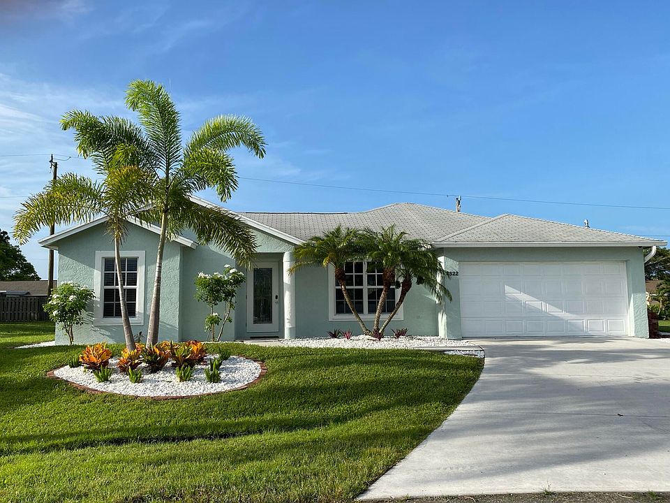 1st image of 2522 SE Hilltop Ct