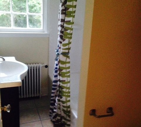 4th image of 2309 Farrand Dr