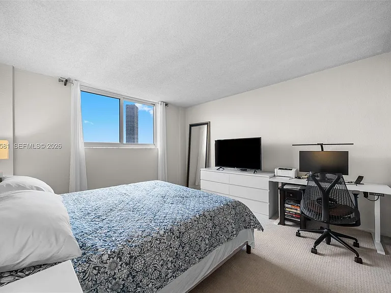 19380 Collins Ave #1224 — Photo 15