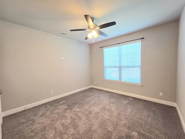6916 Talon Dr — Photo 29