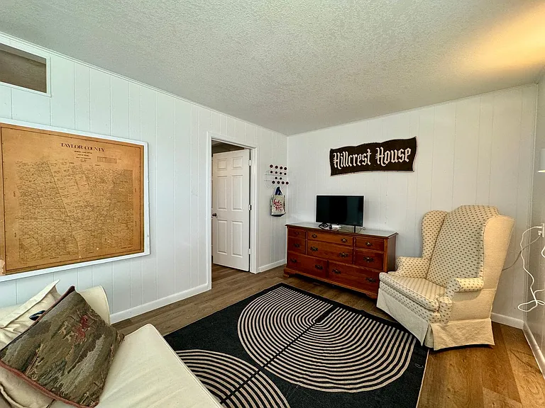 2401 Church St #1 — Photo 13