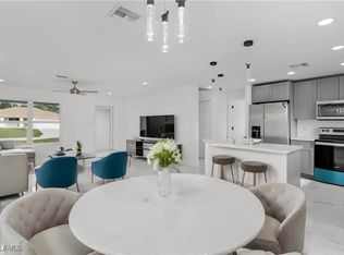 2505 39th St SW, Lehigh Acres, FL 33976
