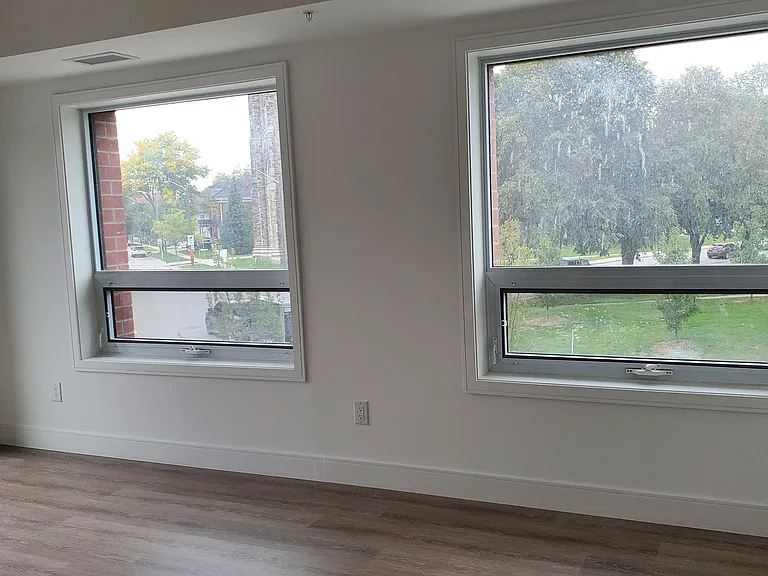 1 Wellington St #219 — Photo 3