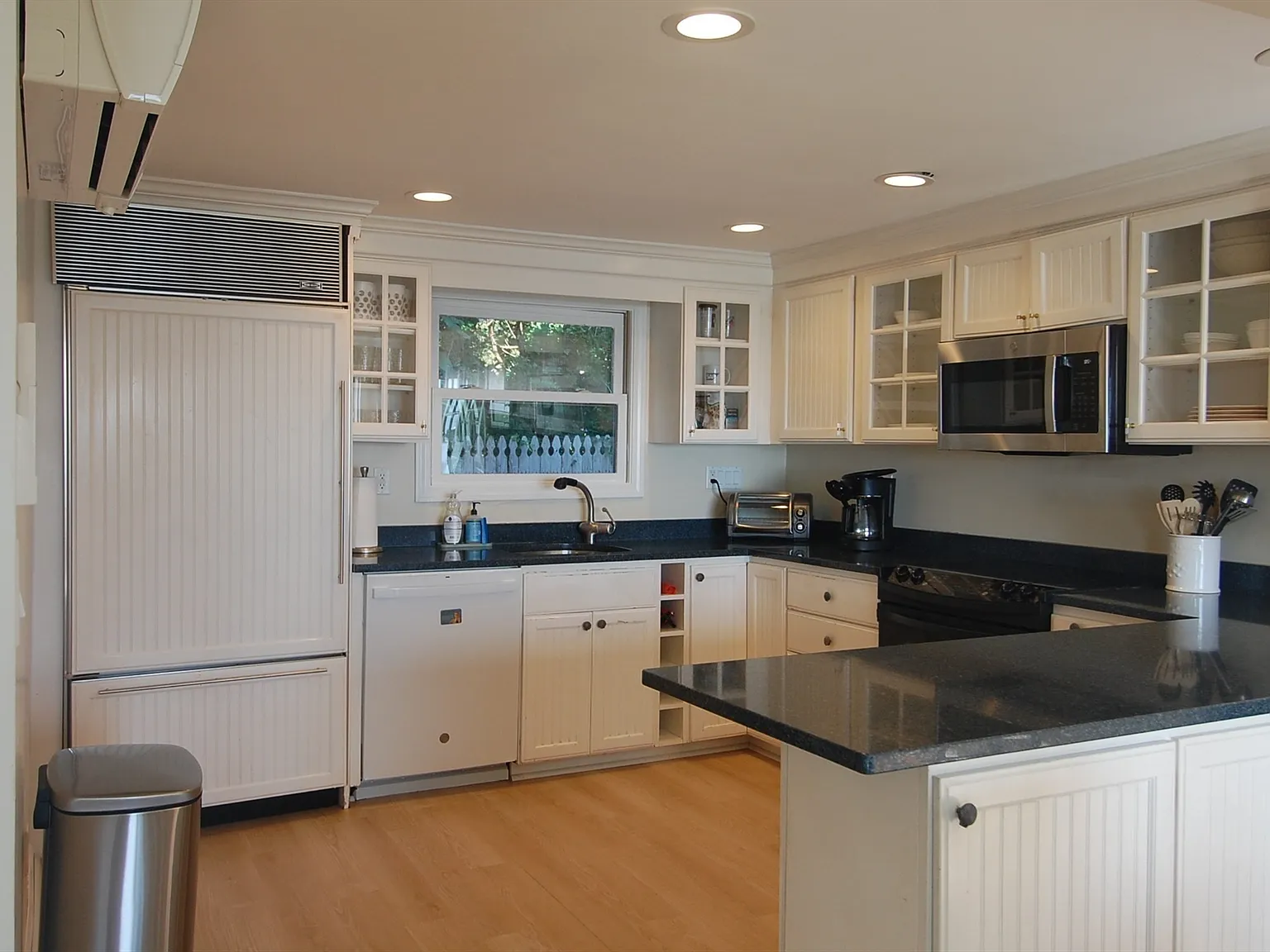 3 bed, 2.5 bath, 1536 sqft, $3,500 — Photo 3