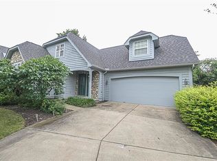 10176 Glen Eagle Ln, Twinsburg, OH 44087
