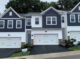 107 Scotland Ln, Harmony, PA 16037