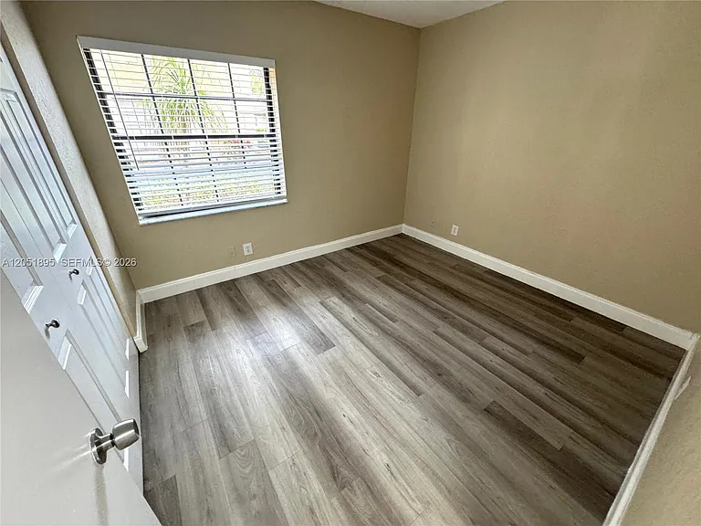 2626 Riverside Dr #2626 — Photo 6