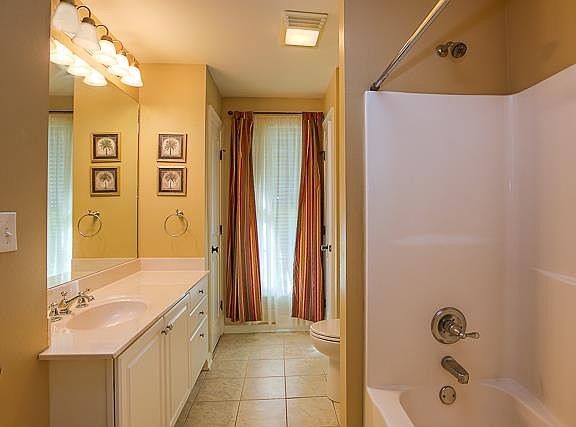 3rd image of 16448 Long Lake Dr