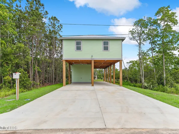 4070 Indiana St, Bay Saint Louis, MS 39520