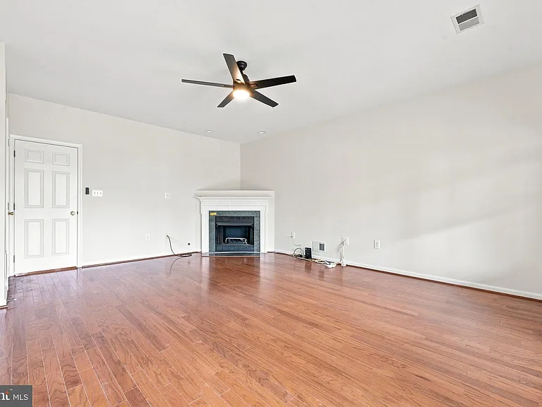 6147 Early Autumn Dr — Photo 33