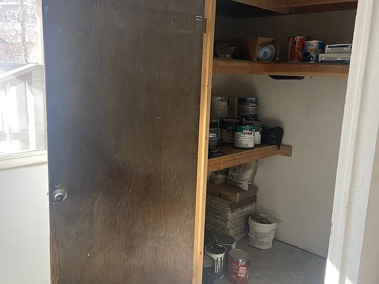 3801 N Bern St — Photo 30