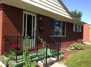 22425 Amherst St, Saint Clair Shores, MI