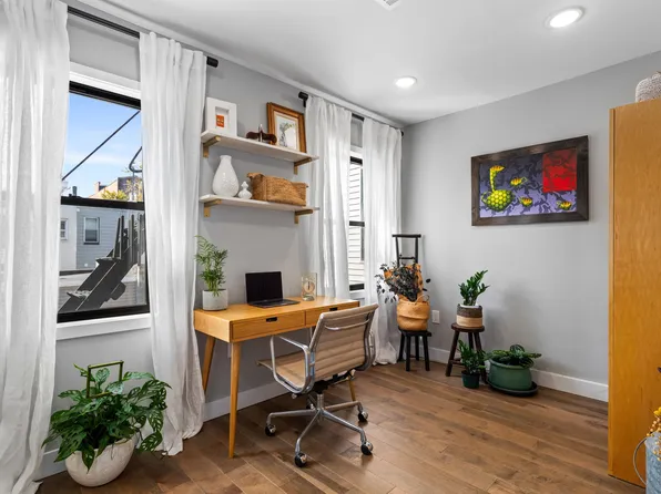 41 Beacon Avenue image 15 of 21