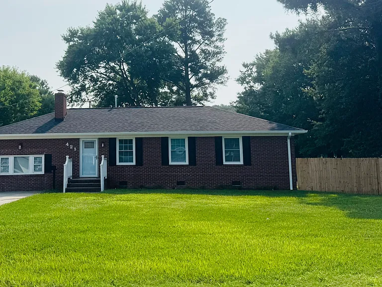 421 Morrison Ave — Photo 1