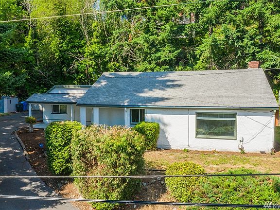 2nd image of 5417 Monta Vista Dr E